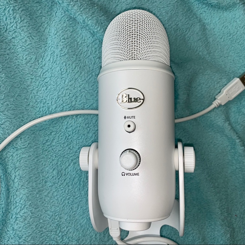 yeti microphone